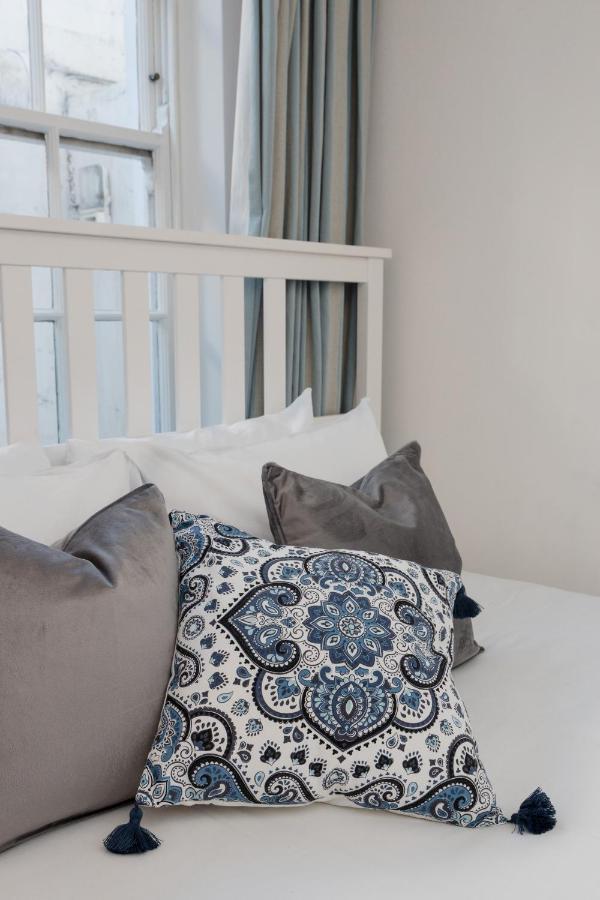 Charming Apartment In The Heart Of Pimlico ลอนดอน ภายนอก รูปภาพ